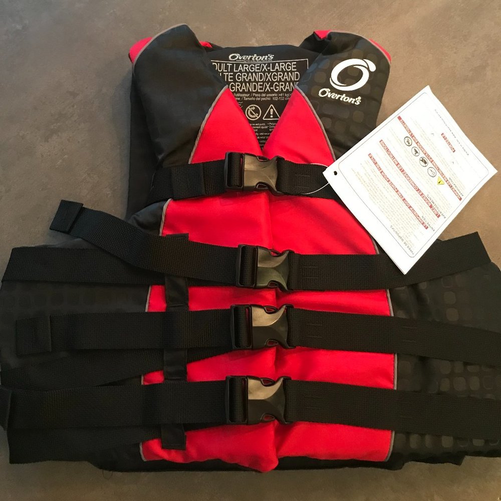 Overton's Men's 4-Buckle Nylon Vest